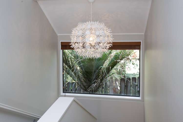 38b Uxbridge Road Mellons Bay_10