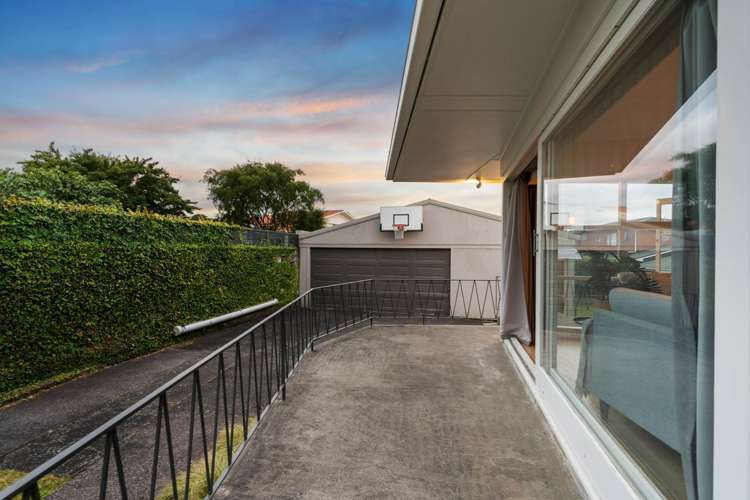 24 Boundary Road Blockhouse Bay_23