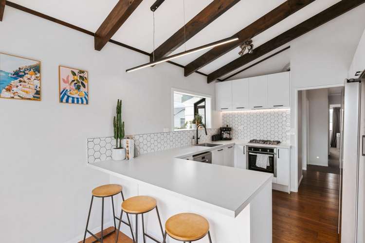 17 Opal Drive Papamoa Beach_3