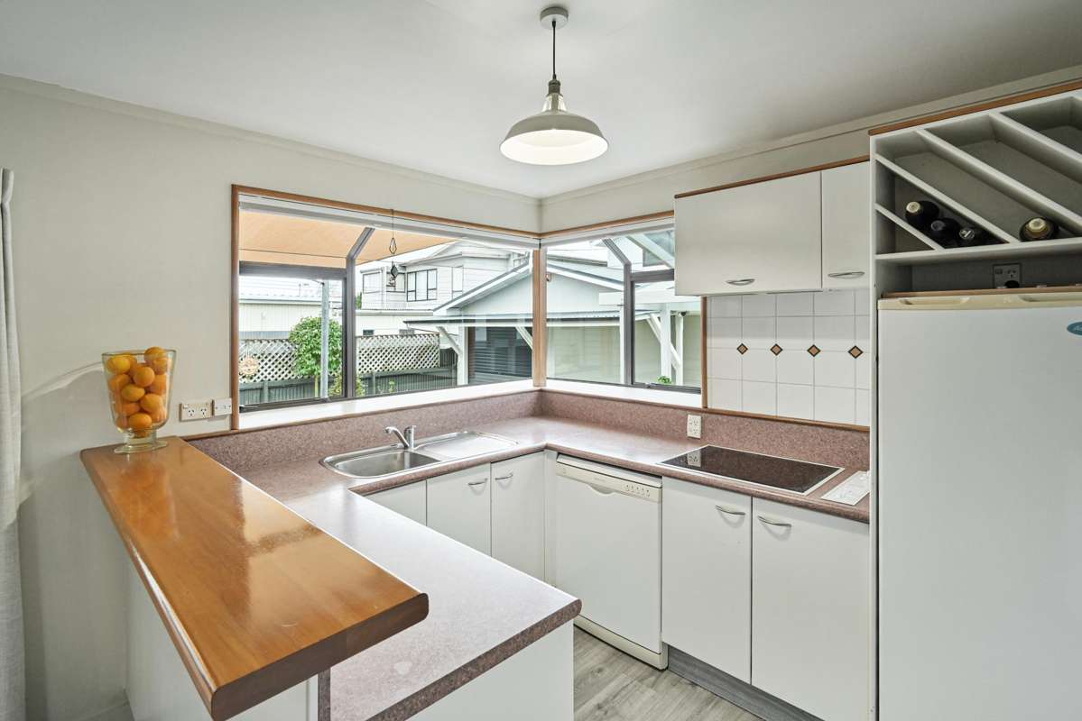 402 Lumsden Road_1