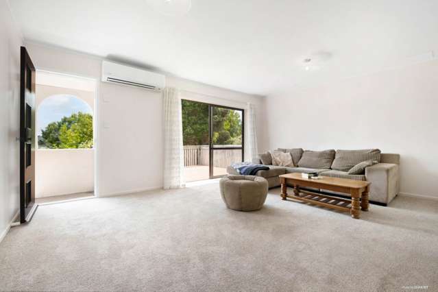 2/56 Oaktree Avenue Browns Bay_4