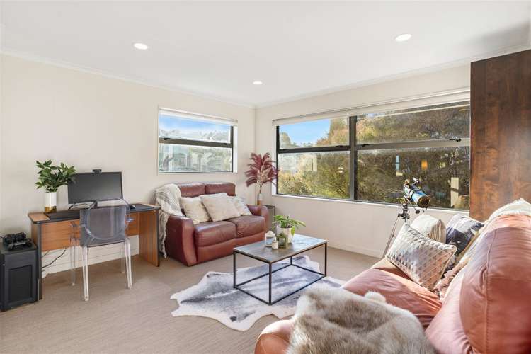 33 Chateau Rise Flat Bush_16