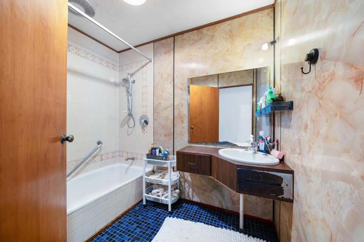 12 Sentosa Place Clover Park_20