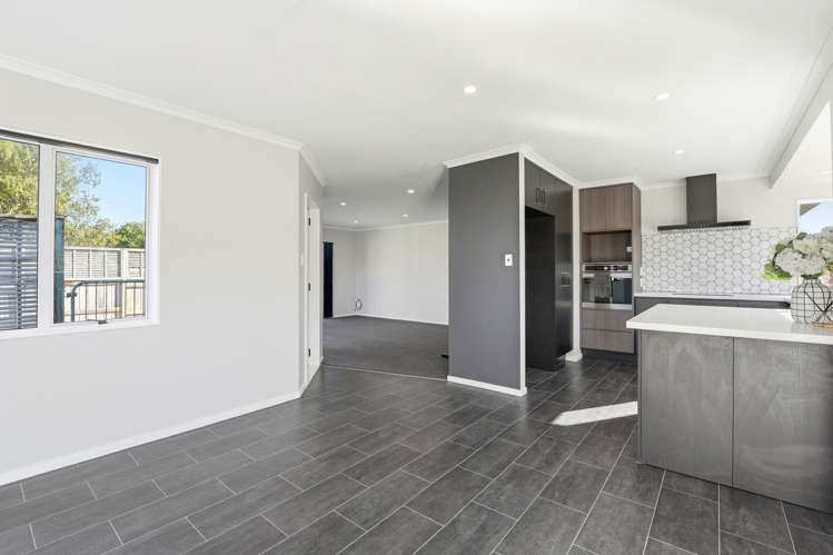 42 Caroline Drive Feilding_11