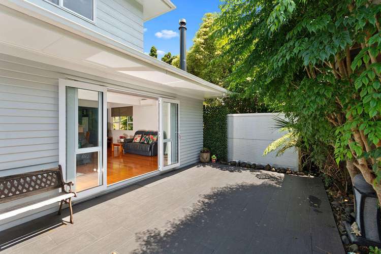 6 Waima Crescent Titirangi_19