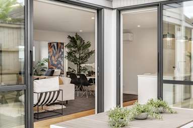 44A Castledine Crescent_2