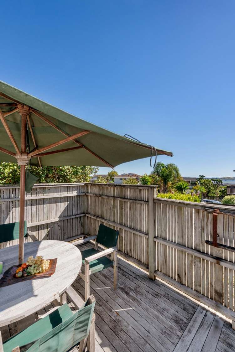 6 Fielding Crescent Farm Cove_36