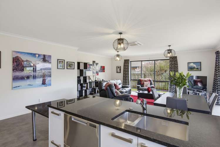 56 Waterstone Avenue Paraparaumu_6