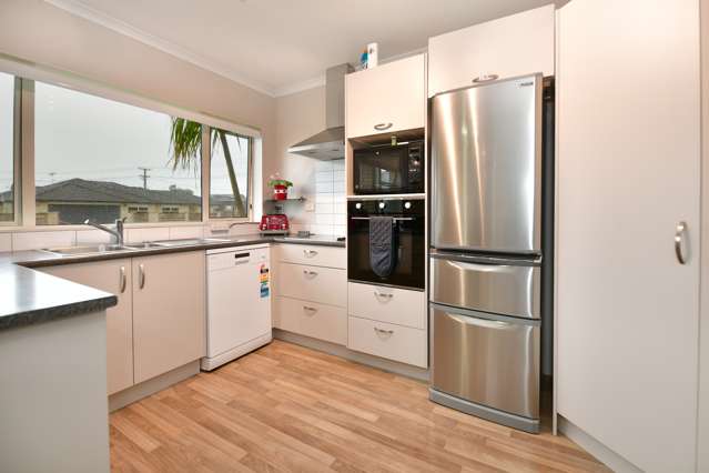 10 Centreway Road Orewa_4