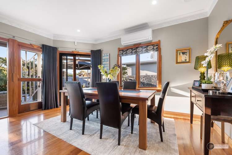 37 Pohutukawa Street Woburn_6