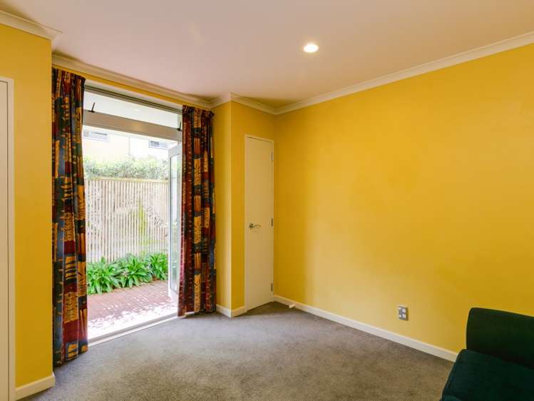 49/305 Evans Bay Parade Hataitai_6