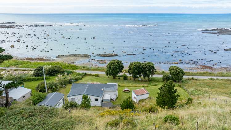 1061 Mataikona Road Mataikona_12