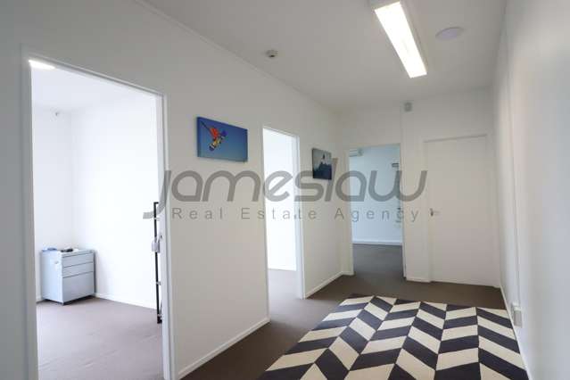 2/196 Victoria Street West City Centre_1