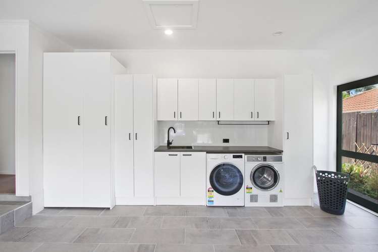 33a Makora Road Massey_20