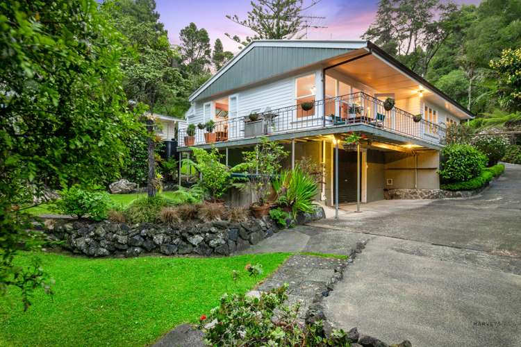 15 Sylvan Valley Avenue Titirangi_0