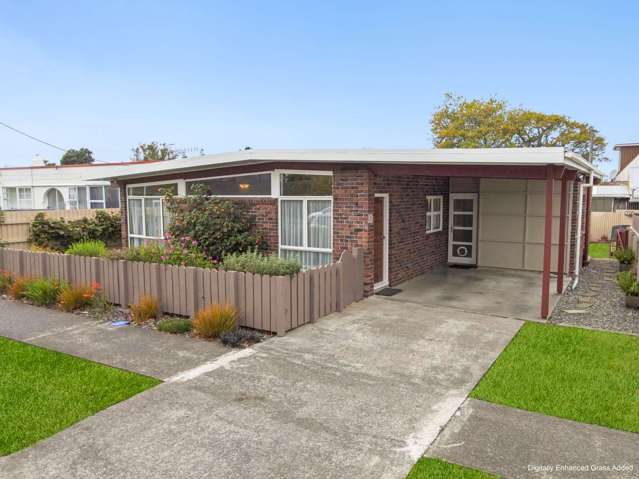 Location,welcoming and move-in ready.