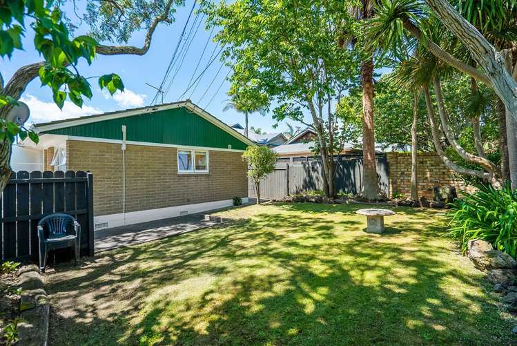 1/103 Landscape Road Mount Eden_12