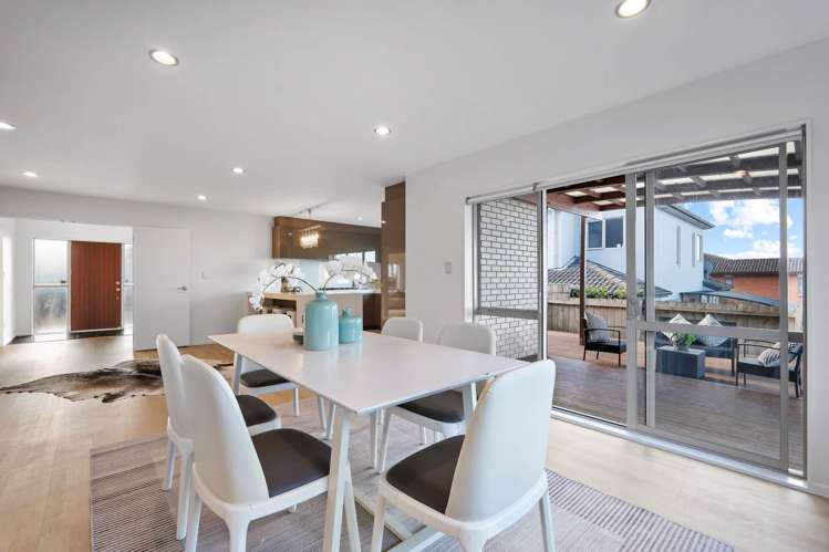 98 Medallion Drive Oteha_12