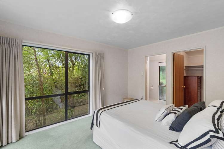 802 River Road Chartwell_8