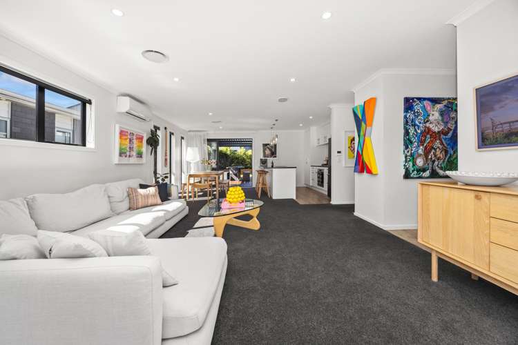 10 Pateke Drive Kenepuru_13