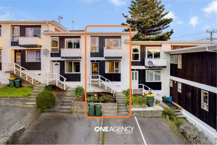4/12 Thornley Street Titahi Bay_14