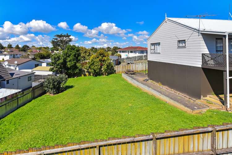 13 Ngatira Place Clendon Park_7