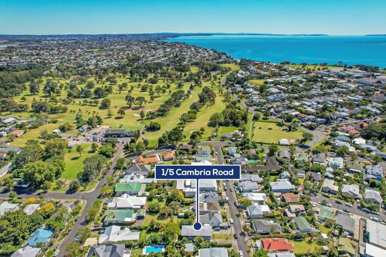 1/5 Cambria Road Devonport_14