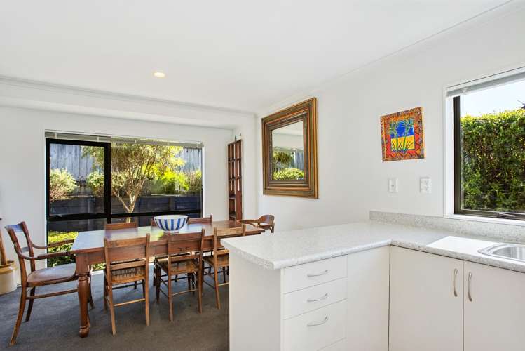 8/83 Langdale Avenue Paraparaumu_5