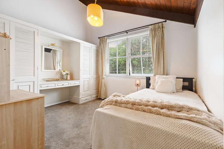 16 Awhiorangi Promenade Swanson_20