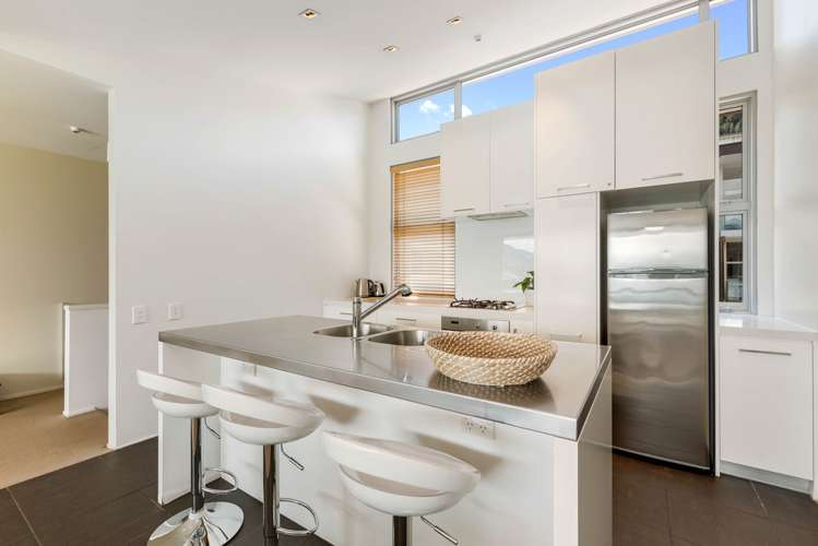 14/60 Hallenstein Street Queenstown_6