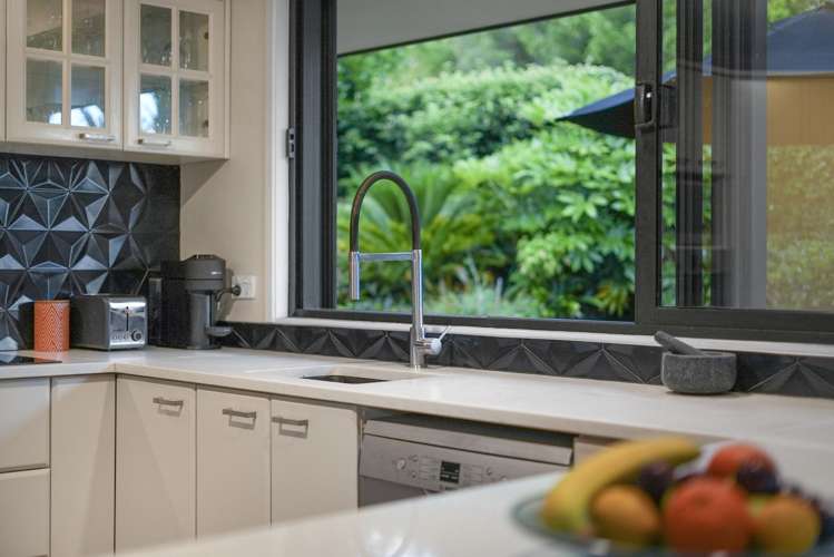 129 Paremoremo Road Lucas Heights_12