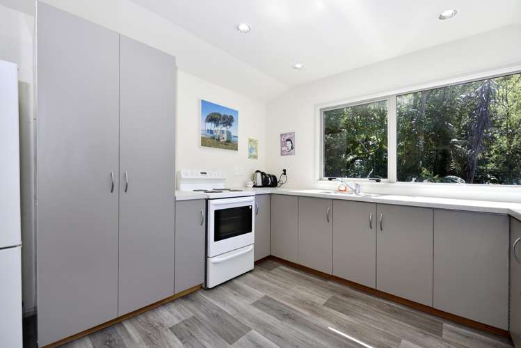 3215 Archers Road Tennyson Inlet_10