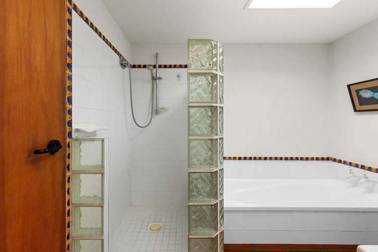 15 Hospital Lane 10782_11