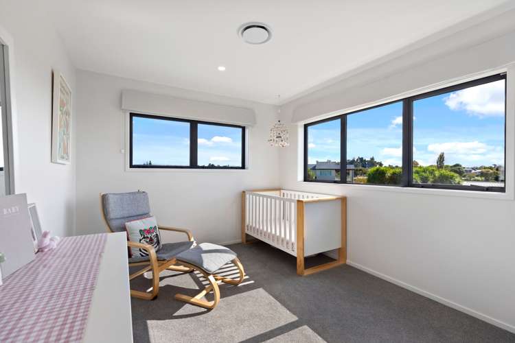 37 Tangaroa Place Poike_13