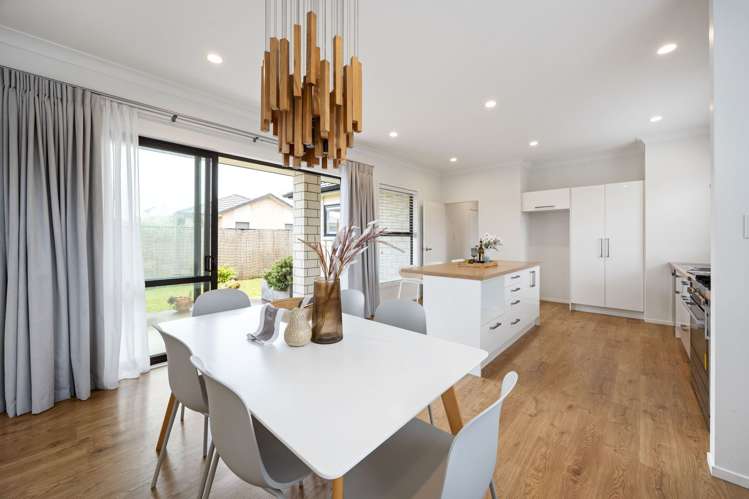 12 Stan Heather Drive Glenview_8