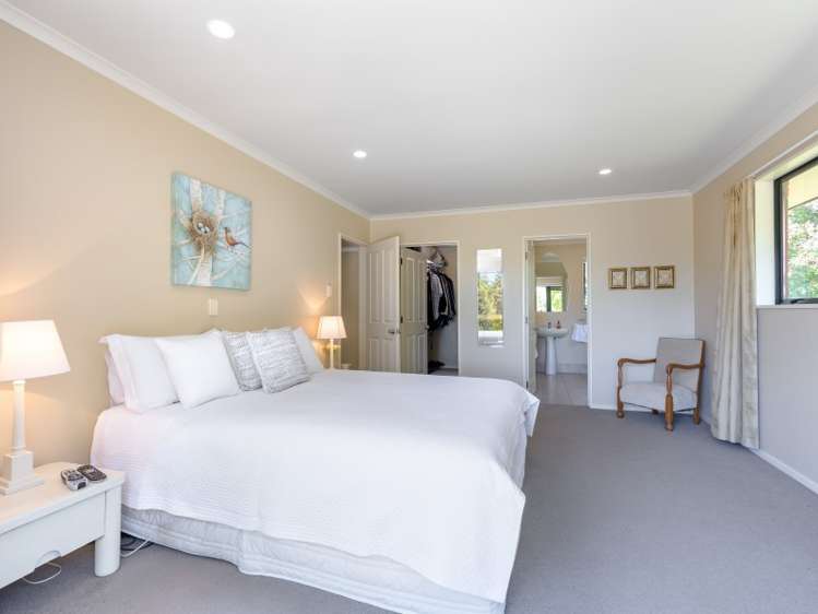 227b Whitemans Valley Road Whitemans Valley_21