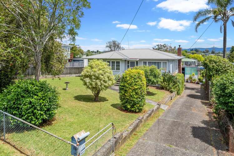 16 Abbotleigh Avenue Te Atatu Peninsula_9