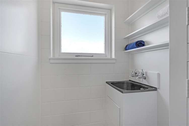 1/99 Aikmans Road Merivale_16