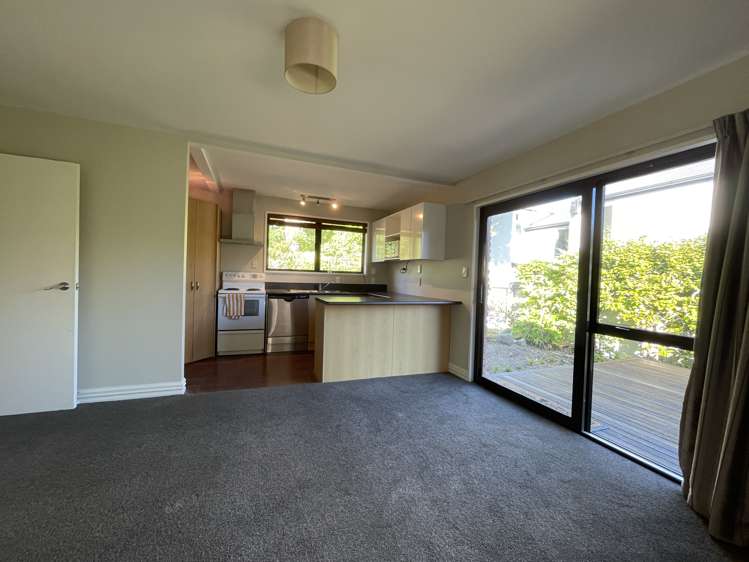 3/11 Office Road Merivale_3