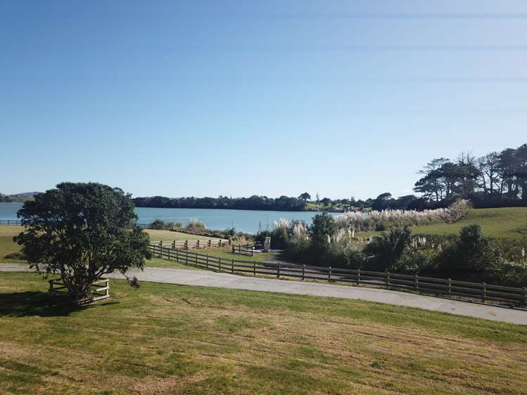 17 Goble Road Clarks Beach_17