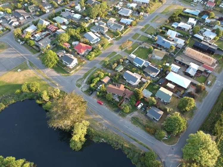 11 Bridge Street Waikuku Beach_9