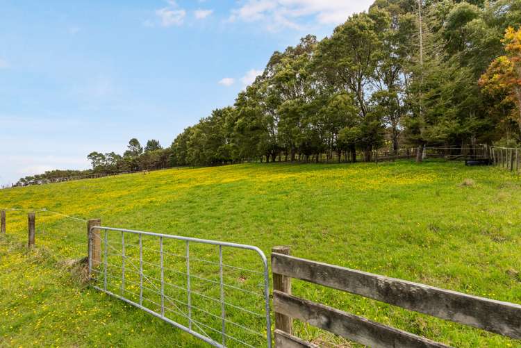 39 Mill Flat Road Riverhead_16