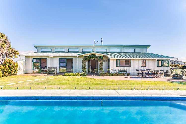 90 Musson Drive Waiheke Island_2