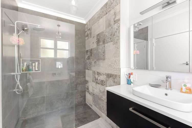 223 Powderham Street New Plymouth Central_12