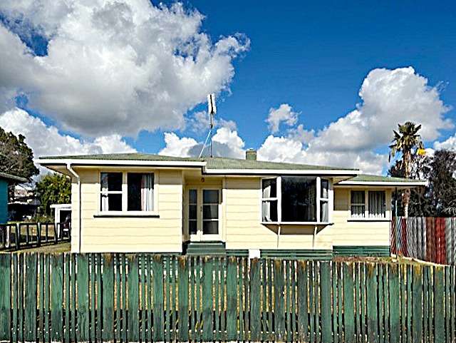 TOKOROA - 3 BEDROOM