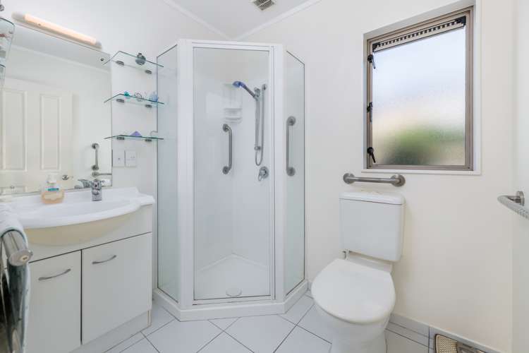 6 Lockington Avenue Henderson_15