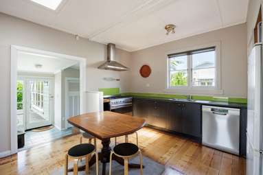 211 Georges Drive_1