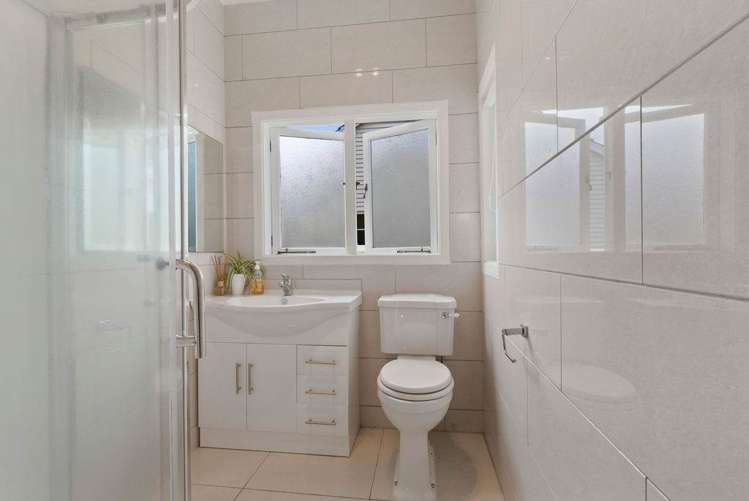 5 Niccol Avenue Narrow Neck_23