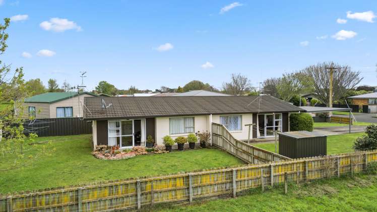 57a Saxbys Road Deanwell_19