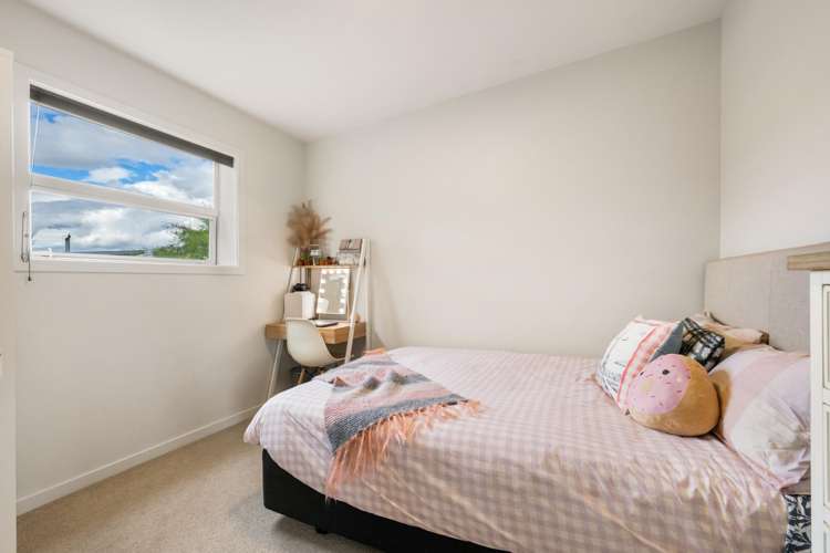 16 Missy Crescent Mount Pisa_12